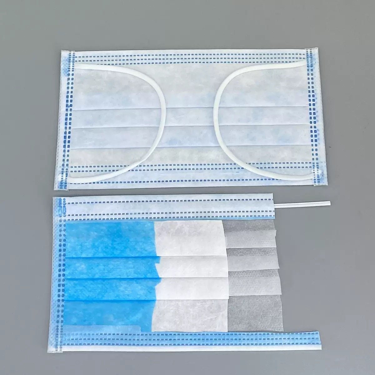 LA882 inner ear loop mask sample 4