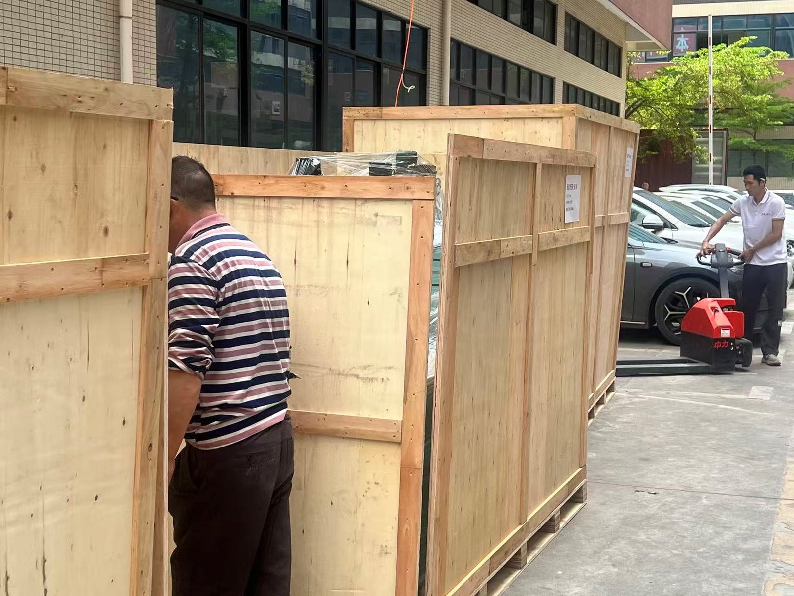 Shipment case photo 14