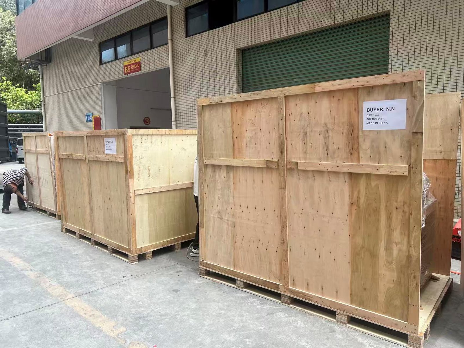 Shipment case photo 16