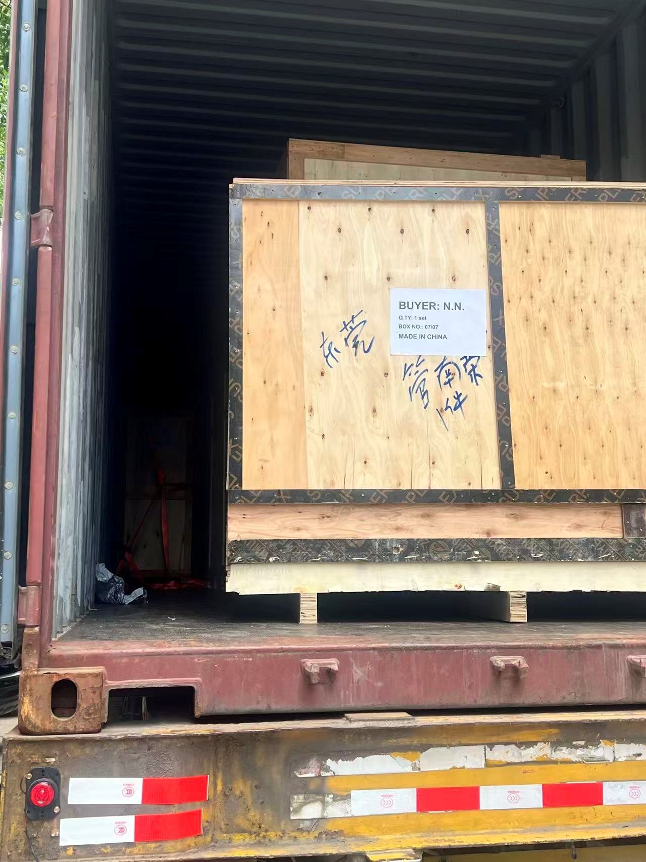 Shipment case photo 19