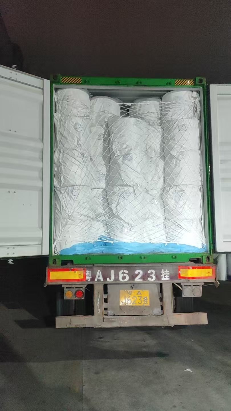 Meltblown fabric shipping preparation
