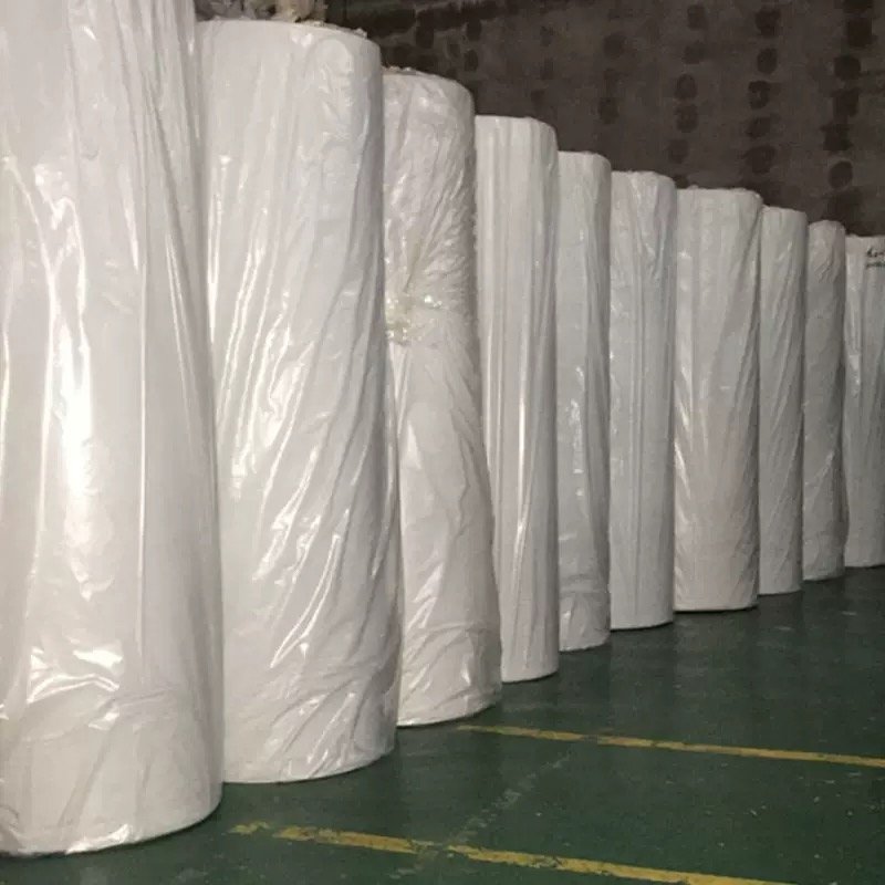 Spunbond nonwoven fabric packaging and shipping